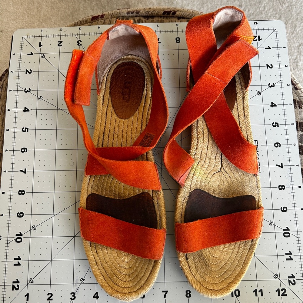 Ugg Size 10 Orange Suede Wrap Espadrille Sandals